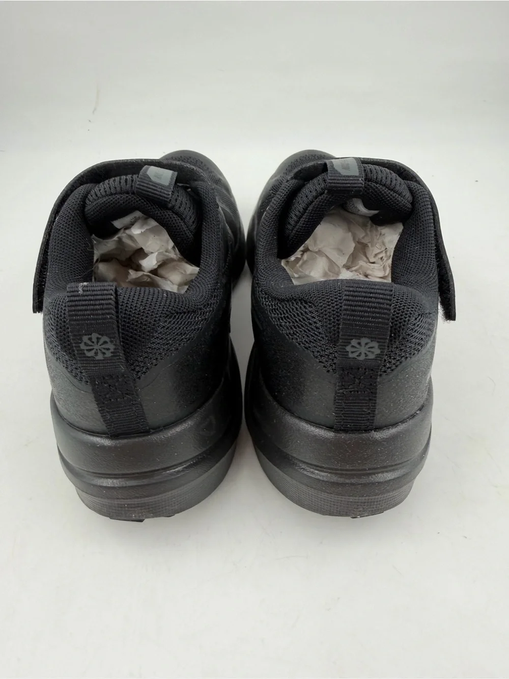 Nike Kid’s Triple Black Cosmic Runner Sneakers -SZ 1.5 Youth- Shoes Hook & Loop
